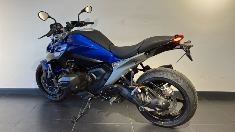 BMW R1300 R SE (25MY)